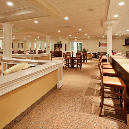 Holiday Inn Redding By Ihg Exterior photo